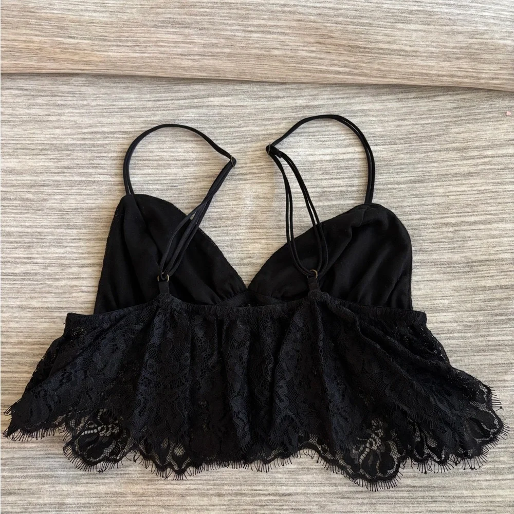 Urban Outfitters Lace Bra Top - Picture 2 of 3